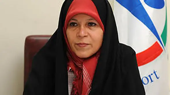 فائزه هاشمی :نمی توان از اصلاح طلبان و اصولگرایان انتظار معجزه داشت 