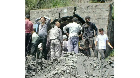 حادثه ریزش در معدن گیلانغرب کرمانشاه