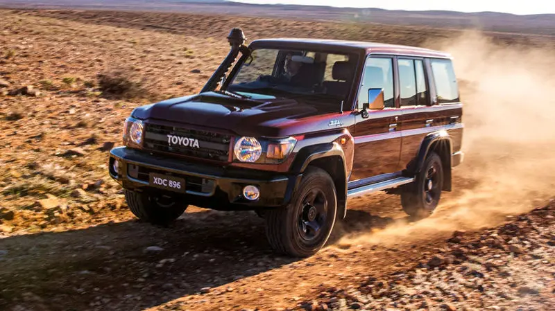 لندکروزر سری ۷۰