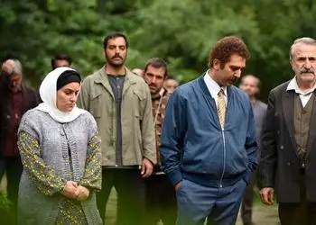 تصویری از غزاله اکرمی، بهادر زمانی و مهدی صبایی / قاب یادگاری سوجان، سهراب و غلام در پشت صحنه سریال