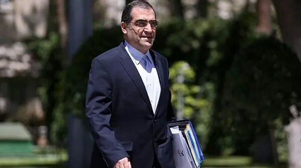 دفاع عجیب وزیر بهداشت درباره شوخی جنجالی اش +فیلم
