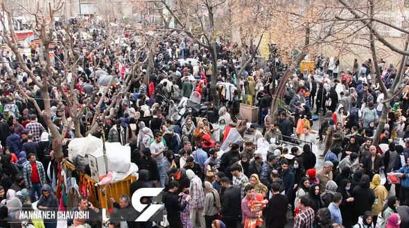 تصاویر بازار بزرگ تهران در شب عید 1403/ مردم کم توان در خرید