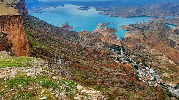 از باران بهاری در مشهد تا دریاچه و قلعه شاداب، دزفول