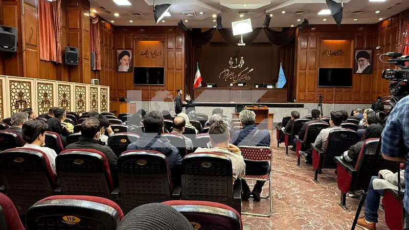 دادگاه کوروش کمپانی