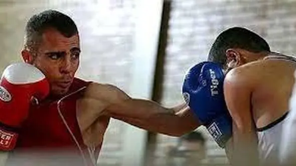 بوکسور قمی نایب‌قهرمان ایران شد