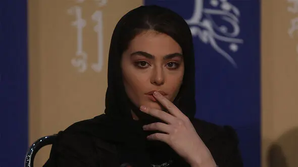 عکس زشت از ریحانه پارسا