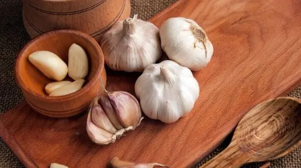 فوت و فن هایی طلایی از بین بردن بوی سیر