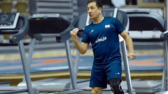 کشتی گیر جوان با لگد سرمربی تیم ملی را خاک کرد! + واکنش ها