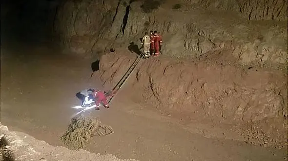 کشف جنازه جوان تهرانی در کوه / در خاوران رخ داد + عکس ها