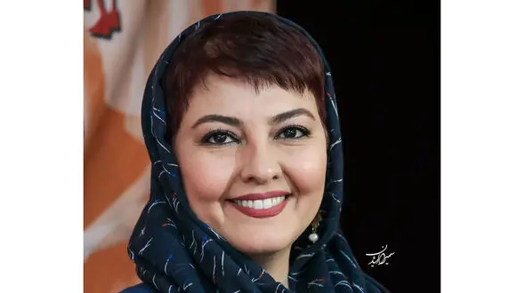 جنجال عکس های دوچرخه سواری خانم بازیگر ! / آناهیتا همتی کیست ؟! 