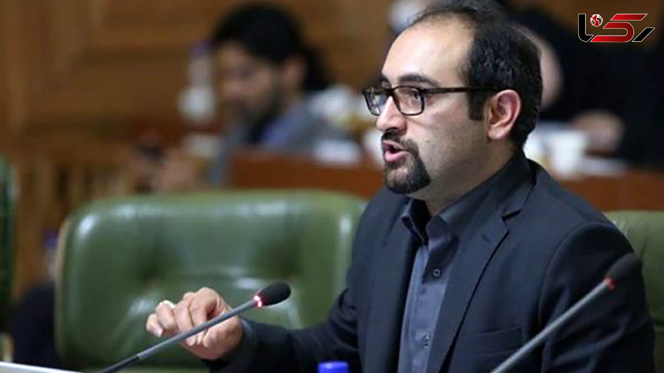 


عضو شورای شهر تهران : آیا خون رئیس جمهور از خون بقیه مردم رنگین‌تر است؟ 
