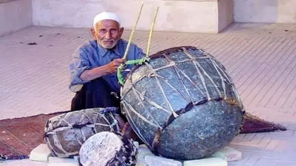 پیر نقاره نواز در کرمان درگذشت + عکس