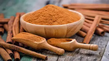 پاسخ به سوالات رایج درباره دارچین / یک برنامه ساده روازنه برای مصرف دارچین