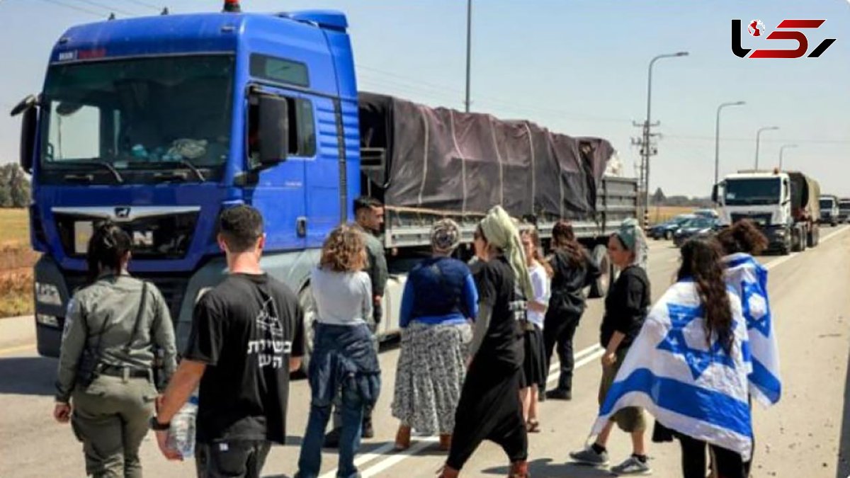 اعتراض زن اسرائیلی به کمکرسانی به فلسطینیها در حضور نوزاد