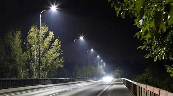 ساختار و اجزاء چراغ خیابانی