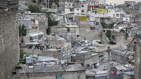 مردمان سکونتگاه های فقیرنشین جامانده از آموزش های مقابله با کرونا / تلویزیون ندارند چه برسد به آموزش آنلاین