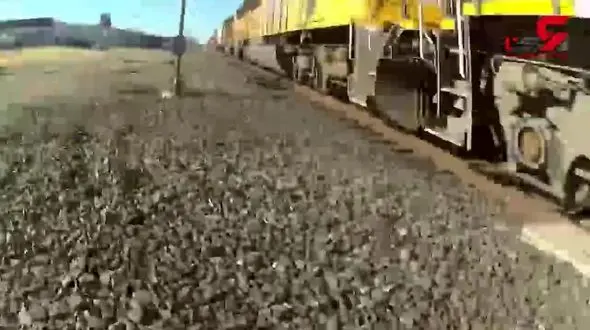 پلیس آمریکا مرد معلول را از مرگ حتمی نجات داد + فیلم 