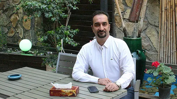 مجری معروف تلویزیون در کابین هواپیما + عکس