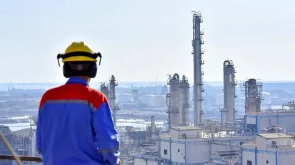 گازهای سمی از پتروشیمی ماهشهر بعد از حمله منتشر می شود؟