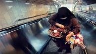 راز زندگی زن ثروتمند تهرانی که در مترو دستفروشی می کند! / فرار 2 دختر از شکنجه گاه این زن فاش کرد