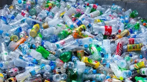 ایرانیان سالانه یک میلیون تُن ظرف پلاستیکی مصرف می کنند / سهم هر ایرانی؛ روزانه 32 گرم