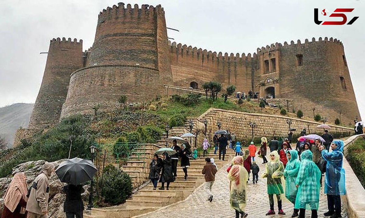 قلعه «فلک‌الافلاک» سومین جاذبه گردشگری پربازدید ایران