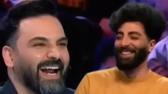 فیلم/ یادی کنیم از روزی که معنی کلمه «خره» در اصفهان، در برنامه عصر جدید مشخص شد؛ فقط خنده‌های احسان علیخانی که تازه متوجه موضوع شده!
