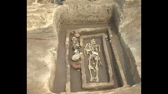 کشف انسان ۵۰۰۰ ساله در چین + عکس 