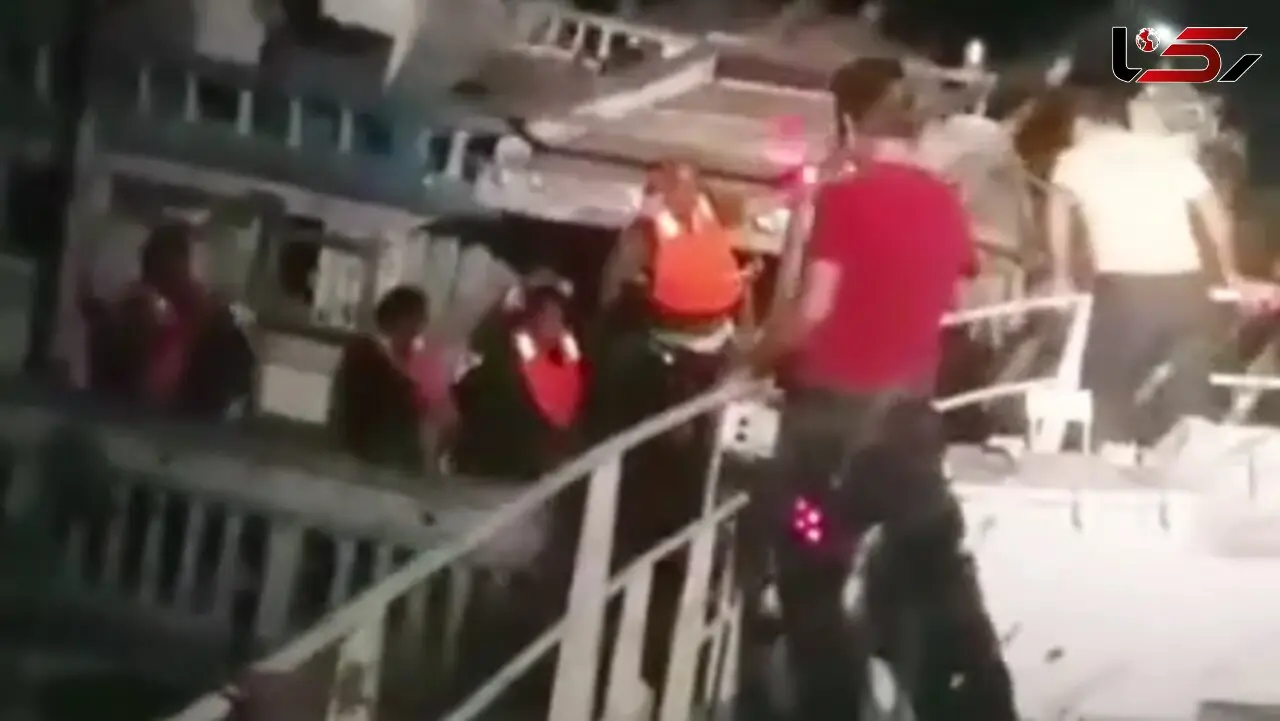 نجات ملوان و 6 خدمه لنج در مسیر دبی گناوه + فیلم 