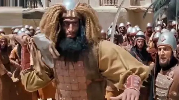 عکس؛ سفر زمان؛ عکس‌های عاشقانۀ «غول لشکر زبیری» (مختارنامه) با همسرش در زمین بسکتبال