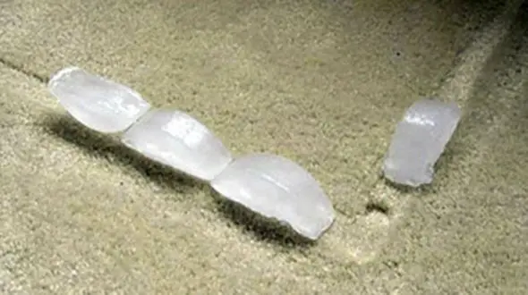 نحوه از بین بردن جای مبلمان از روی فرش و موکت 