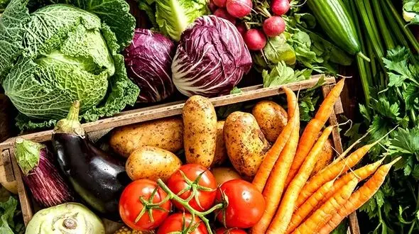 این 7 سبزی دشمن اصلی سرطان هاست