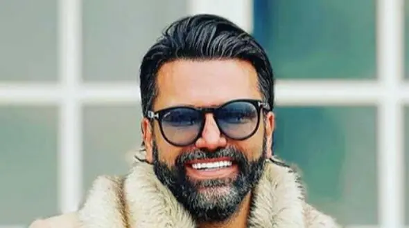 علیرضا نیکبخت: ازدواجم انتخاب خودم نبود؛ ماشینمو دزدیدن یه خانومی پیداش کرد بعد باهم ازدواج کردیم؛ خونه و ماشین رو زدم به نامش ولی بعدش ...
