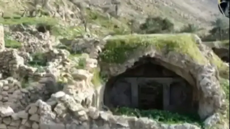 ارامگاه مخروبه اریوبرزن