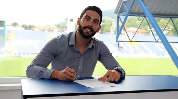 دردسر جدید در راه است/ بازیکن خارجی استقلال با شکایت جدا می‌شود!