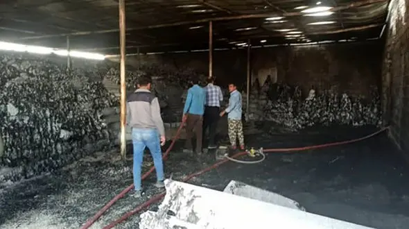  آتش سوزی یک کارخانه در بهارستان جم