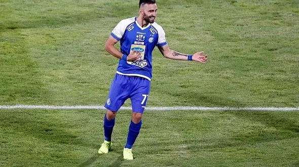 مطهری: روی زحمت بقیه بازیکنان گلزنی کردم  + فیلم 