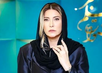 میز رنگارنگ و ایتالیایی فریبا نادری همراه با مادر و برادر جنتلمنش در یک رستوران باکلاس/ پیتزا و موهیتو با دیزاین شیک+عکس