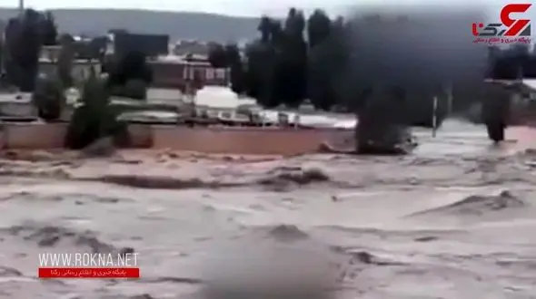 لحظه ویران شدن خانه ها در مسیر سیل پلدختر + فیلم 