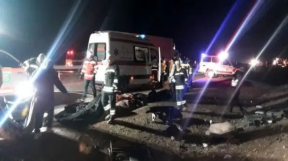 فاجعه در محور اصفهان – نطنز / اسامی ۹ کشته اعلام شد