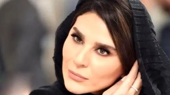 سحر دولتشاهی: اصولا زیاد آرایش نمی کنم و خیلی ساده تر از این را می پسندم/ به پوشش و استایلم اهمیت می دهم