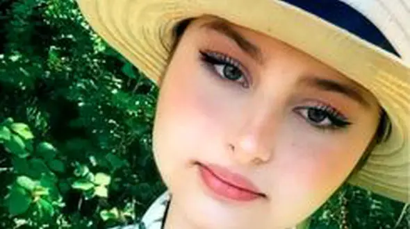 حذف کامل سارا و نیکا و جولان 2 خواهر دوقلوی جدید +  عکس  