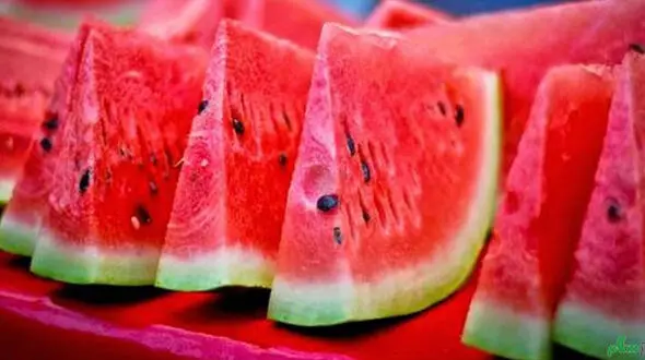 ۹ خاصیت شگفت انگیز هندوانه برای سلامتی
