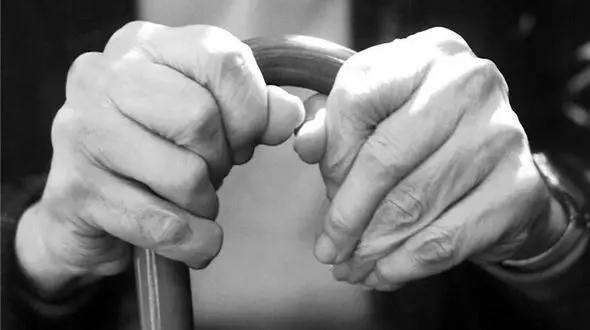  همه در سوگ پدر مشهدی گریستند / علی فاجر کیست؟