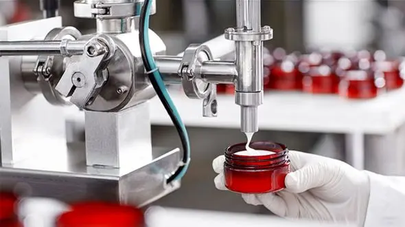 فیلم/ فرآیند ساخت لوازم آرایشی و بهداشتی در کارخانه های مشهور 