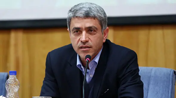  طیب نیا: روحانی برای مهار تورم برنامه ۴ساله دارد/ اصل سهام عدالت در آینده نزدیک آزاد می‌شود 