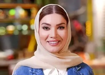 عکس‌ آتلیه ای خانوادگی متین ستوده پس از ازدواج با کامران تفتی/  پدر عروس خانم کارمند بازنشسته صدا و سیما و مادرعروس معلم