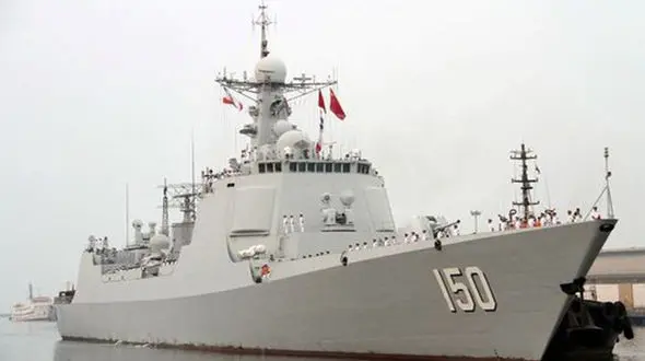  ناو جنگی گروه اعزامی چین در بندرعباس پهلو گرفت