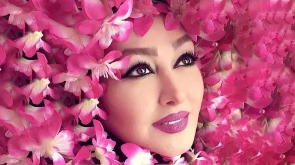 ادعای عجیب الهام حمیدی درباره پوست صاف صورتش / هرگز بوتاکس نکرده ام + فیلم