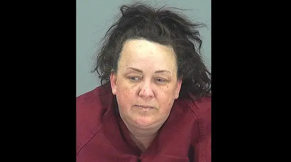 اقدام بی شرمانه زن پلید با 7 کودک برای جذب فالوور+عکس